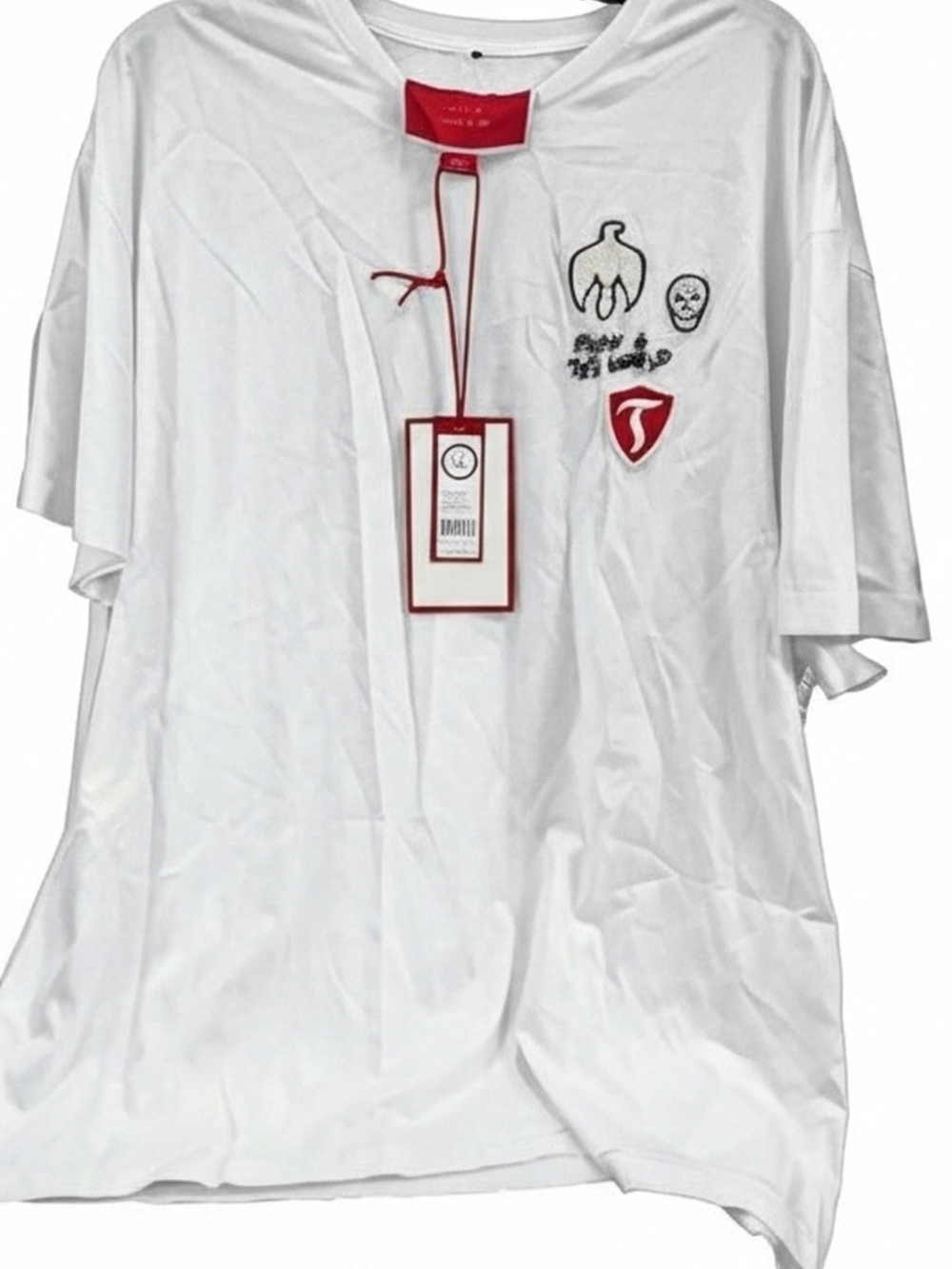 Akoo White Short-Sleeve Graphic Logo Tee with Red Tag